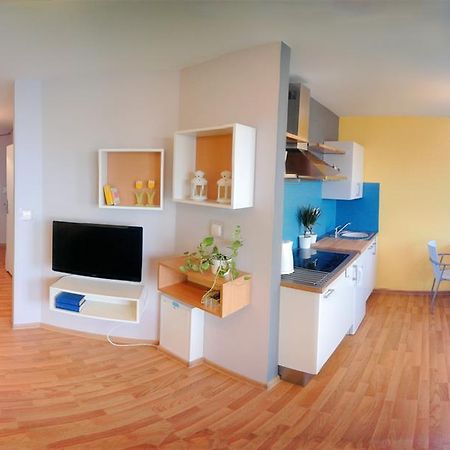 Tahiti Appartement Wrocław Buitenkant foto