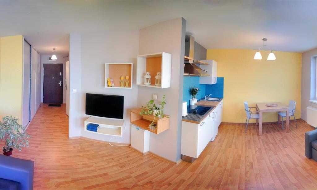 Tahiti Appartement Wrocław Buitenkant foto