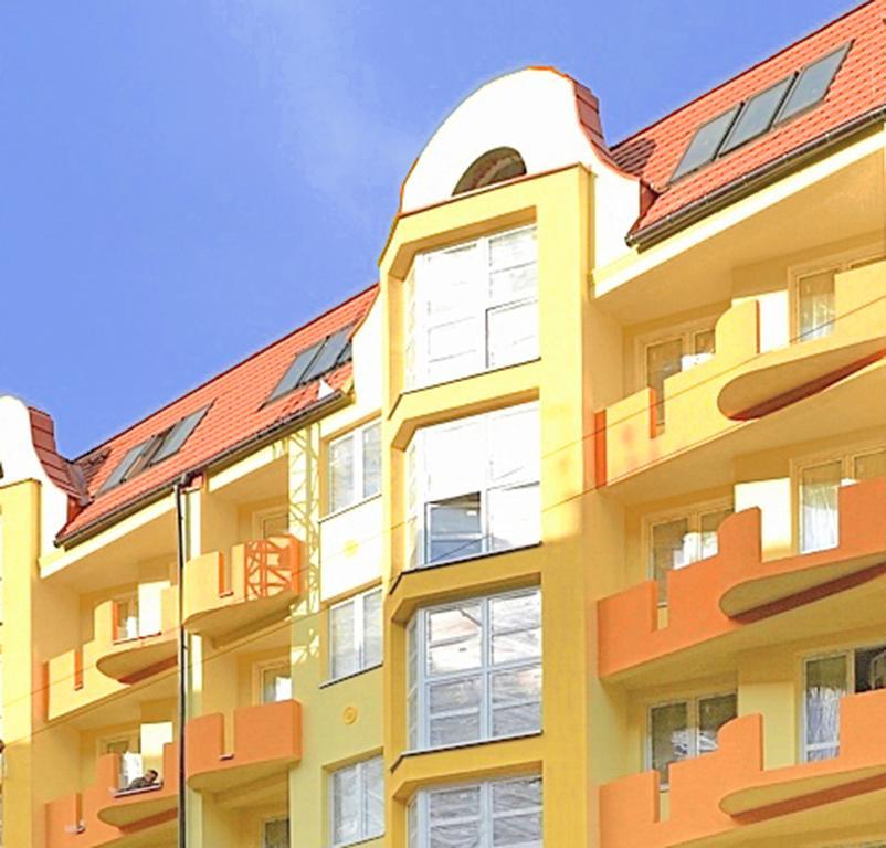 Tahiti Appartement Wrocław Buitenkant foto